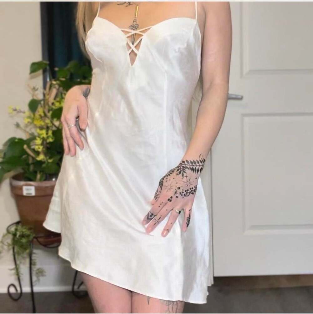 Victoria's Secret Vintage Gold Label Silk Slip Mini Dress V-Neck Lace-Up Medium